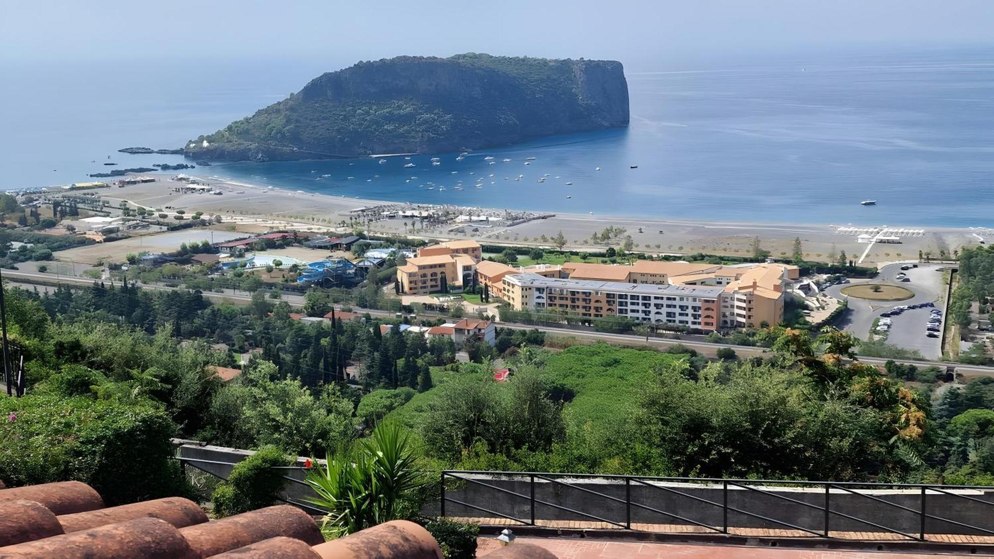 Con Vista Mozzafiato * Praia a Mare